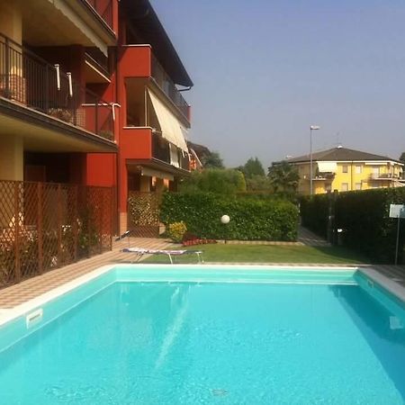 Residence Orchidea Sirmione Bagian luar foto