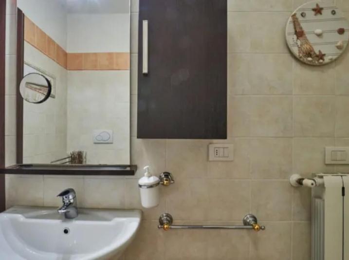 Residence Orchidea Sirmione Bagian luar foto